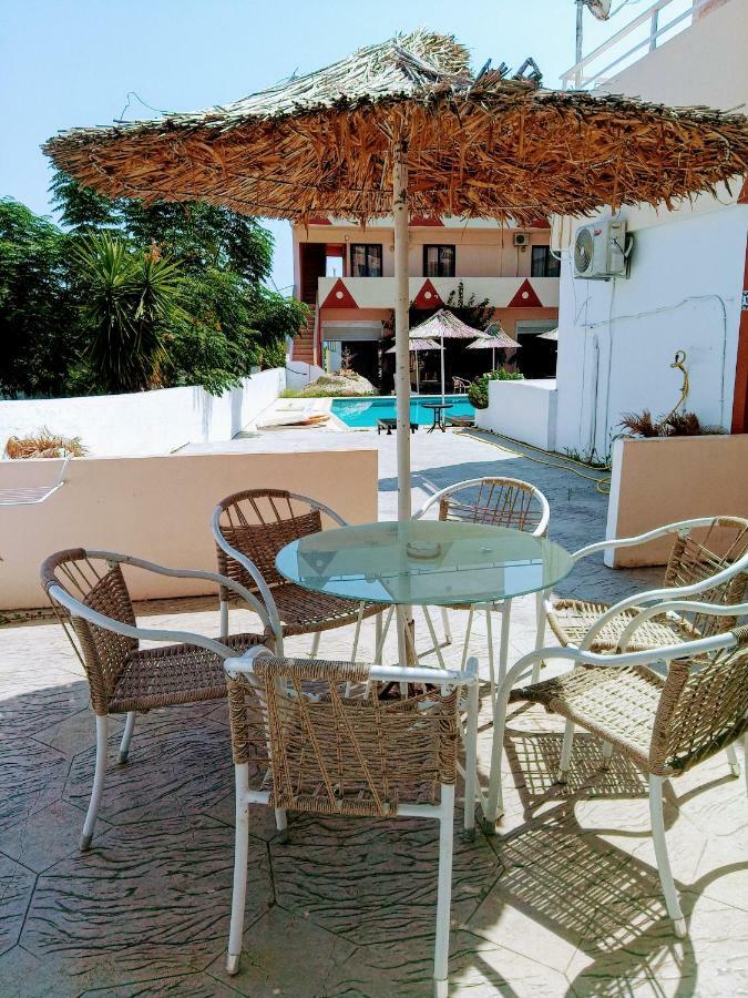Saint Konstantin Beach Apartments Stegna Extérieur photo